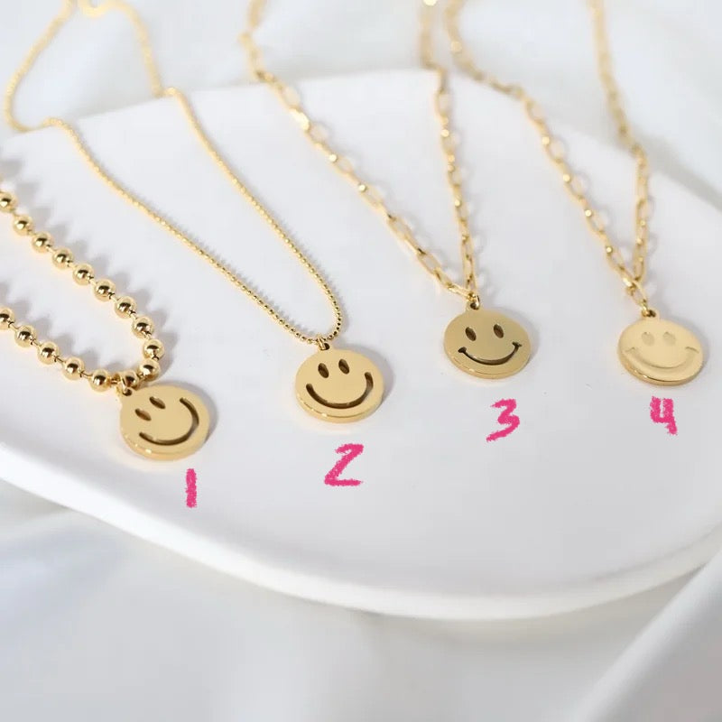 Smiling Face Cooper Bead Pendant Necklace Adjustable